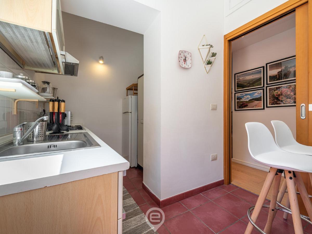 La Finestra Sul Corso Apartment Cagliari Exterior foto
